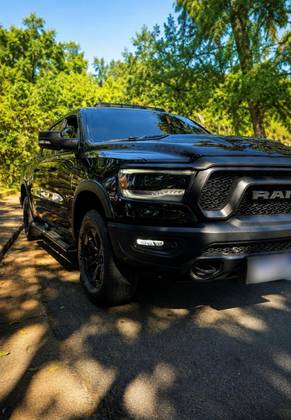 RAM 1500 5.7 V8 GASOLINA REBEL CD 4X4 AUTOMÁTICO RAM 1500 5.7 V8 GASOLINA REBEL CD 4X4 AUTOMÁTICO